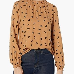 Flowy long sleeve